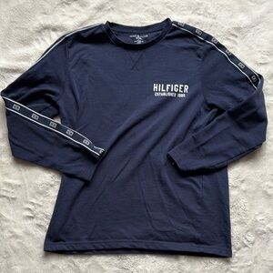 Tommy Hilfiger Navy Long Sleeve Logo Top | 60% Cotton Crewneck Tee